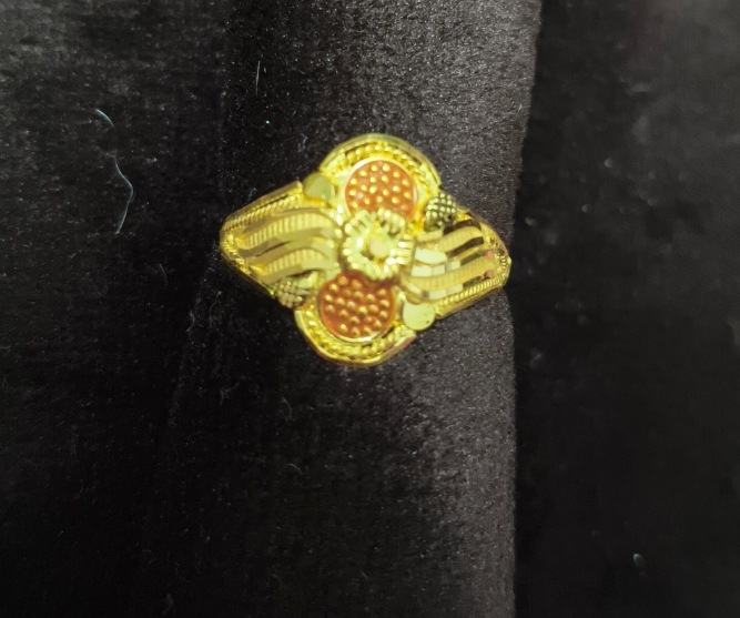 916 BIS Hallmark 1.63 gms Ring