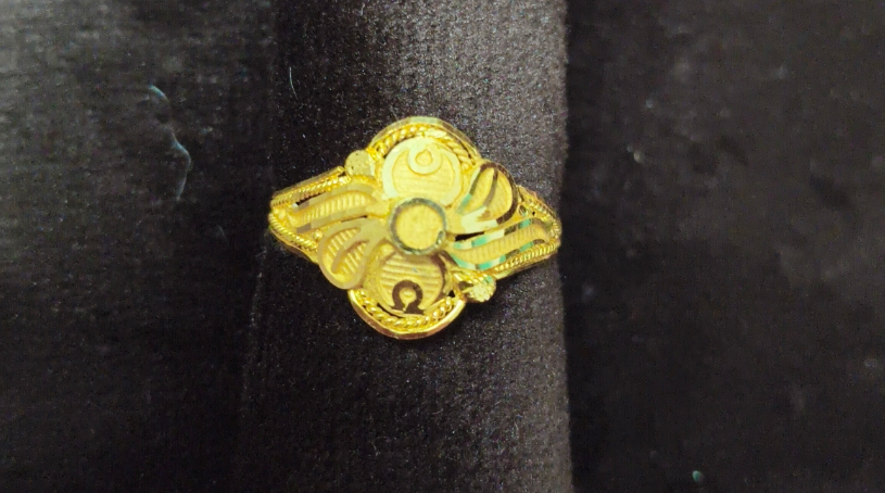 916 BIS Hallmark 1.63 gms Ring