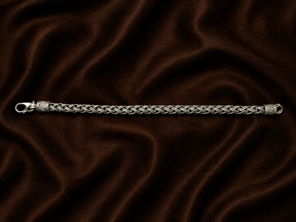 925 silver 28.9 gms Bracelet