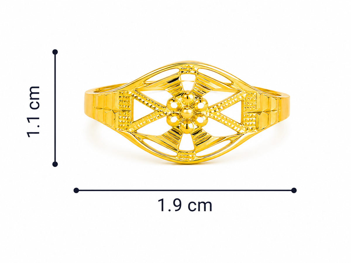 916 BIS Hallmark 1.11 gms Ring